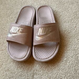 Nike Blush Pink Slide Sandals Womens 9 Logo